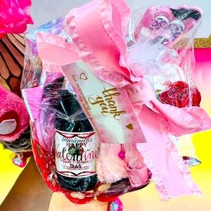 R & R Spa Gift Basket - Valentine’s Day Edition